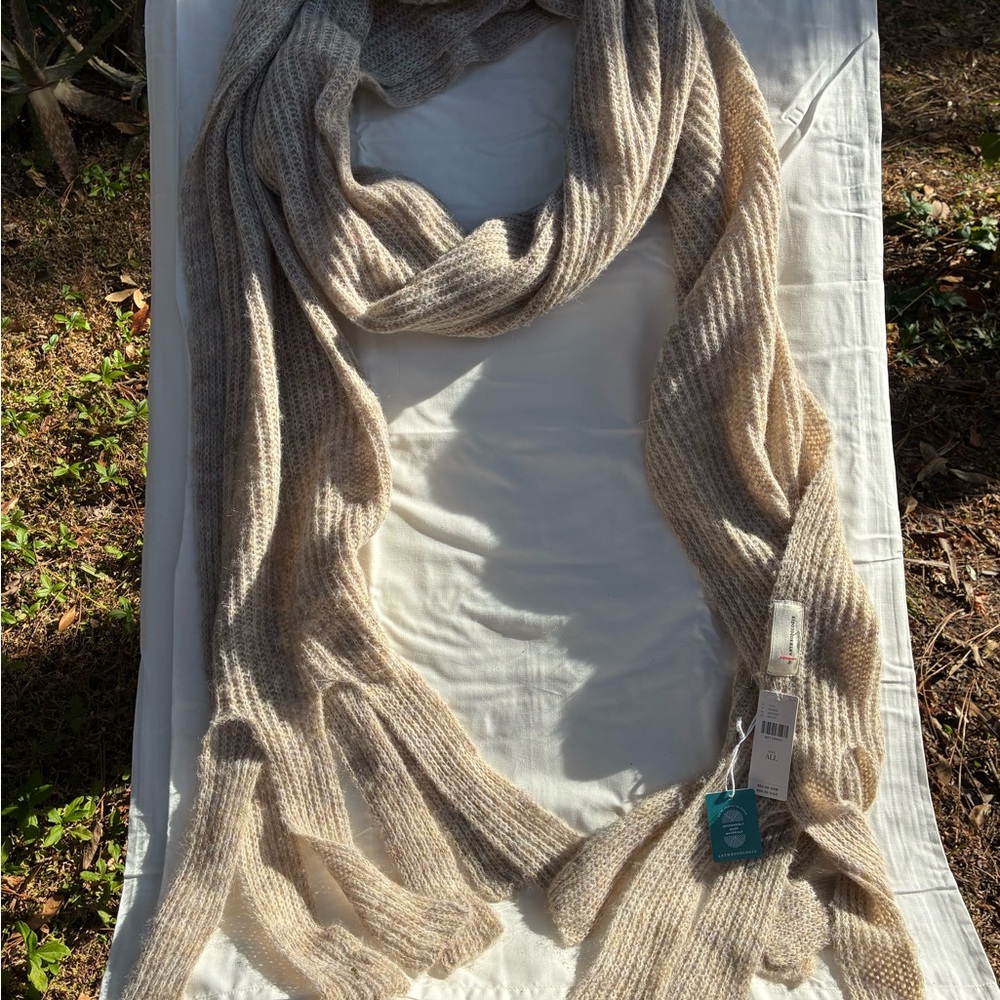 Anthropologie long knit scarf - Picture 4 of 8